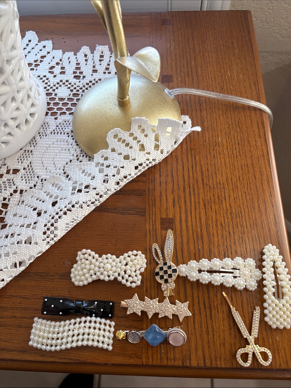 Pearl and Gold Decorative Hair Clip Set by